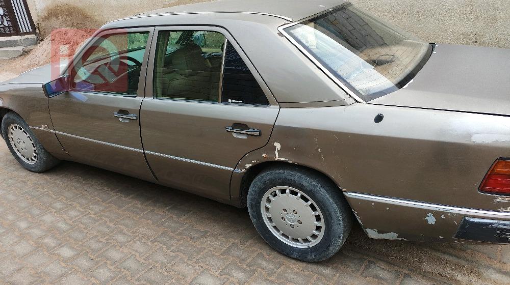 مرسيدس بنز E-Class